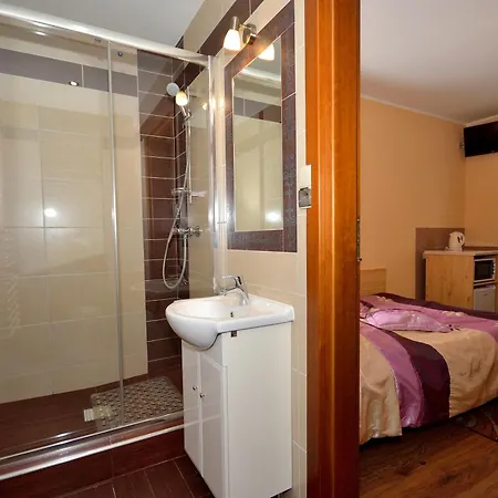 Sykowny - Goscinne Homestay *